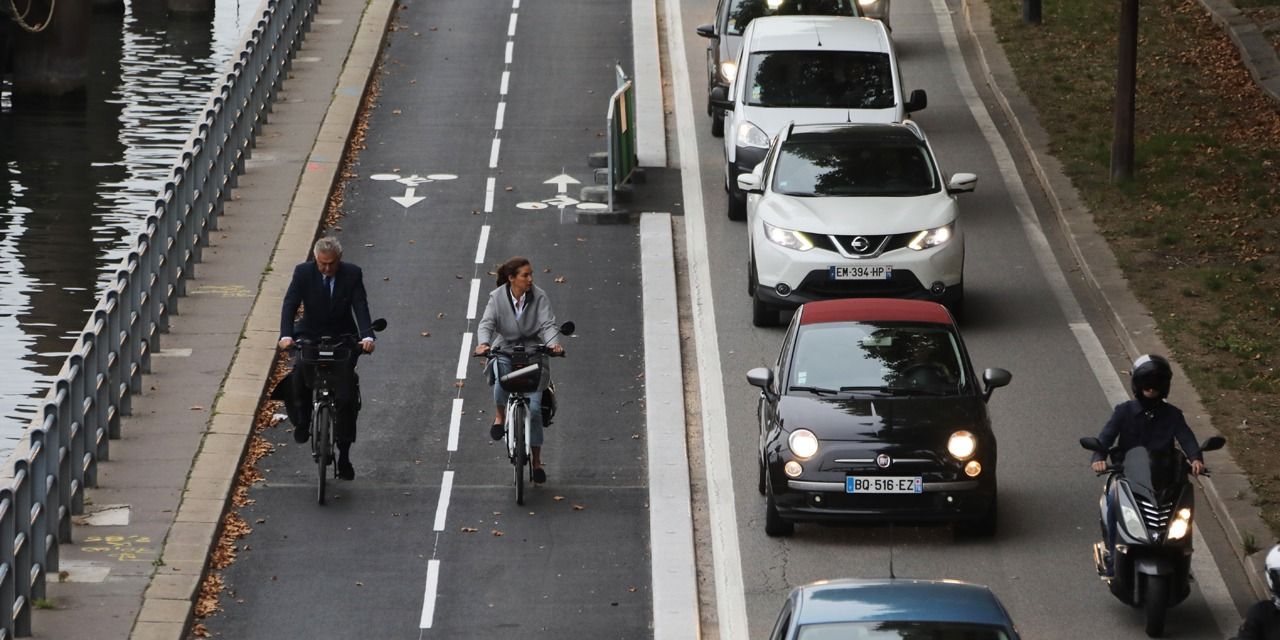 Securite-et-fluidification-du-trafic-David-Belliard-justifie-les-30-km-h-a-Paris-1466199645.jpg