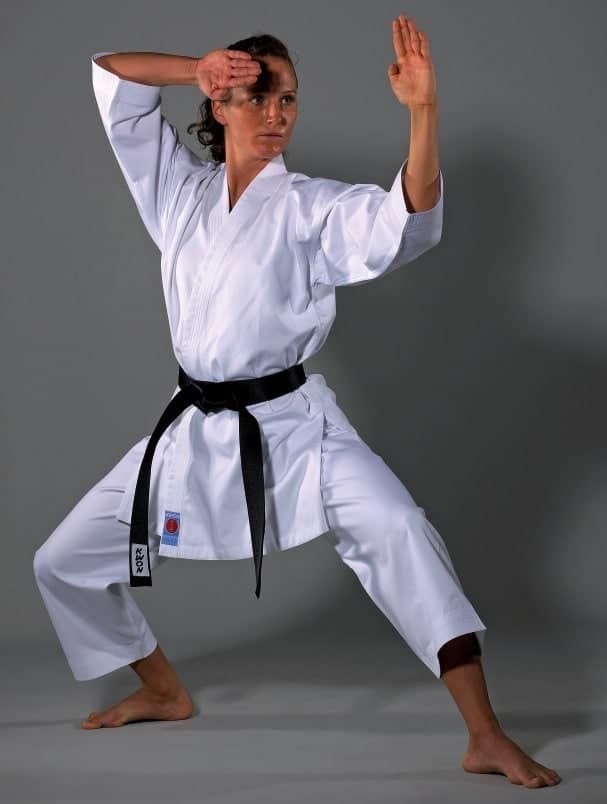 kimono-karate-gi-kwon-kata-tanaka-10oz-femme-heian-yondan.jpg