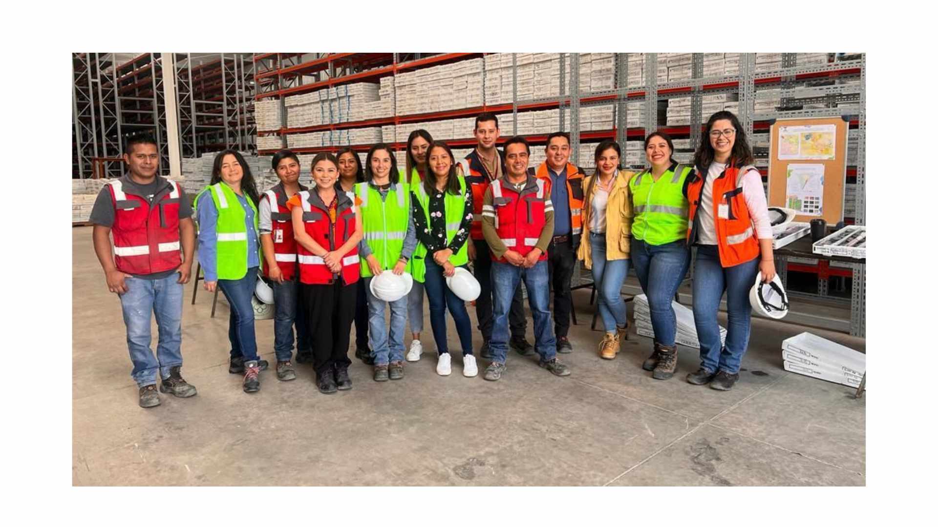 Mujeres WIM Mexico Distrito Guanajuato visita Minera Adularia en Comonfort