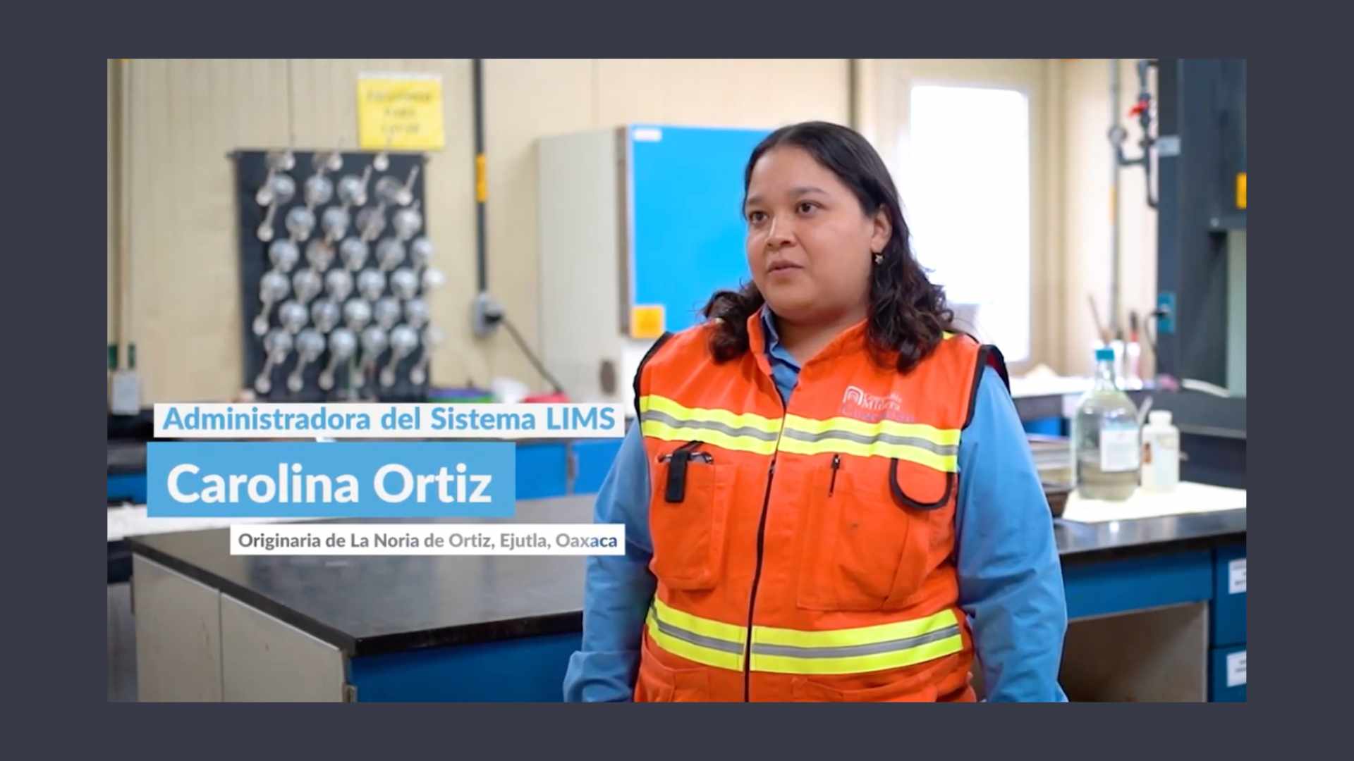 Carolina Ortiz, administradora del Sistema LIMS Minera Cuzcatlán