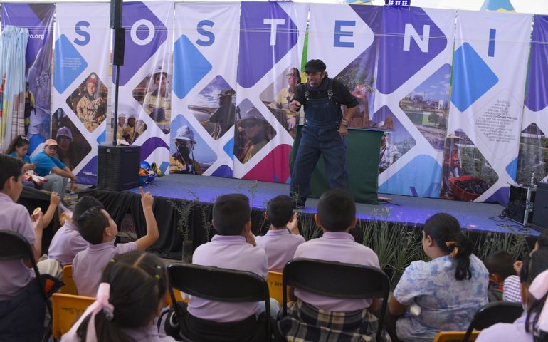 Presenta Arian Silver de México buenas prácticas y actividades para niños en la Fenaza