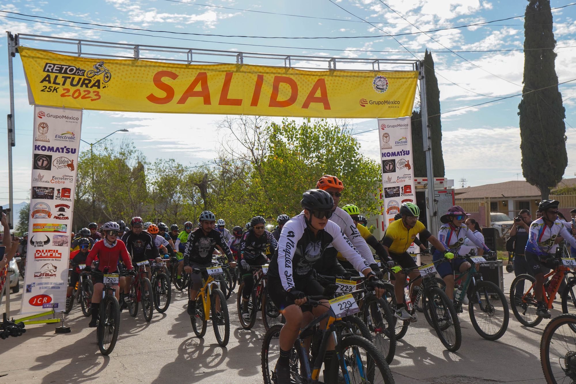 Un éxito la carrera ciclista Reto de Altura 2023 organizada en Cananea, con el respaldo de Grupo México