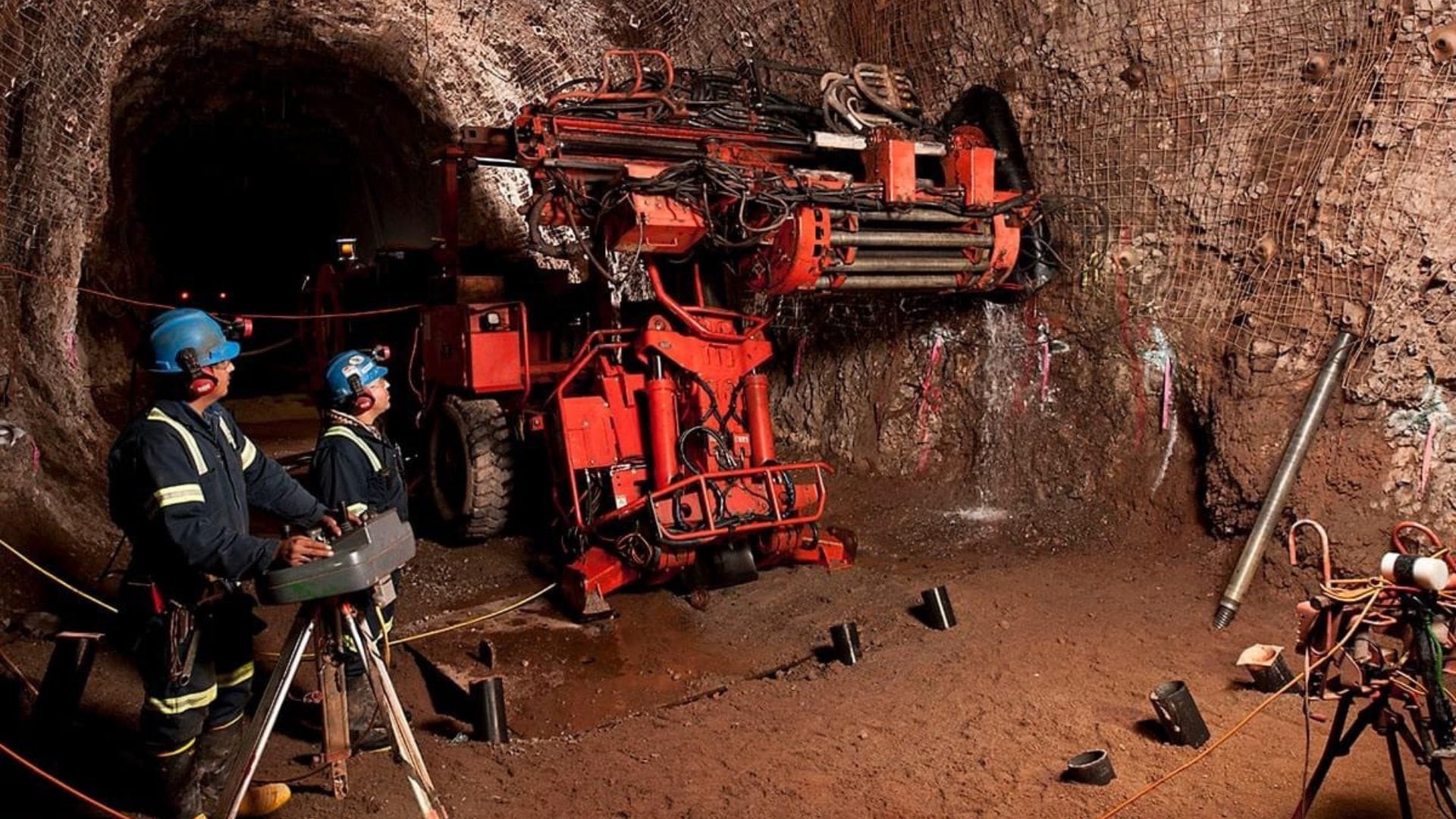 Mineras pierden hasta el  15% de sus ganancias a causa del ‘superpeso’