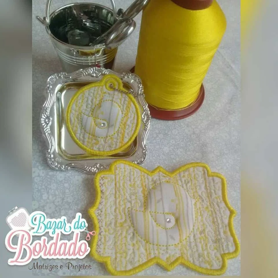 Matriz de Bordado - Molduras e Chaveiro Passarinho - Técnica Trapunto