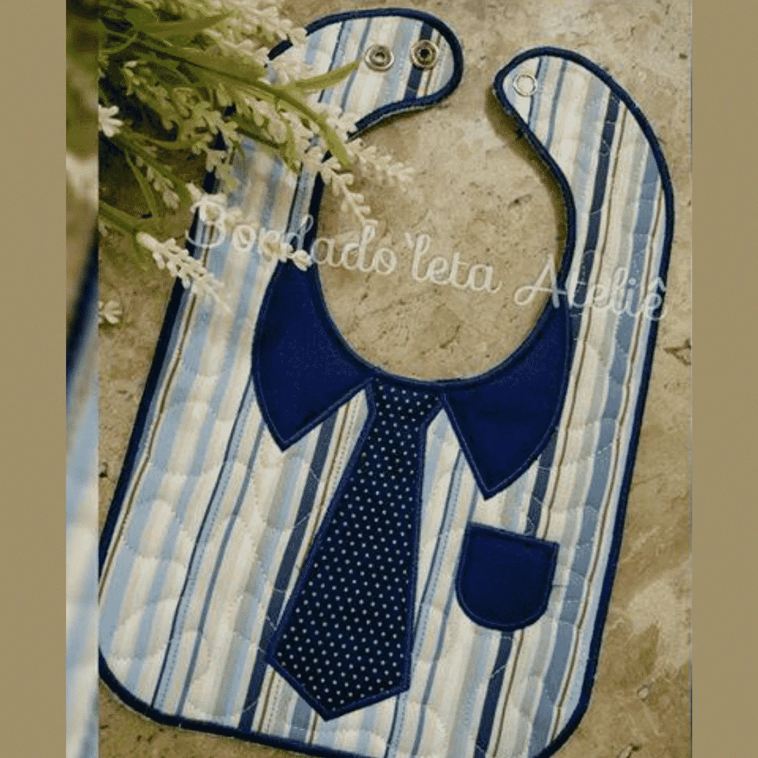 Projeto na Bordadeira - Babador GRAVATABOLSO com contorno