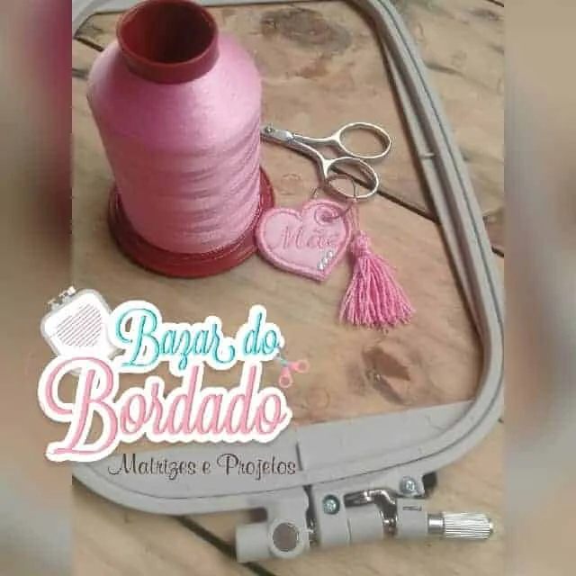 Matrizes de Bordado - Chaveiro Mãe