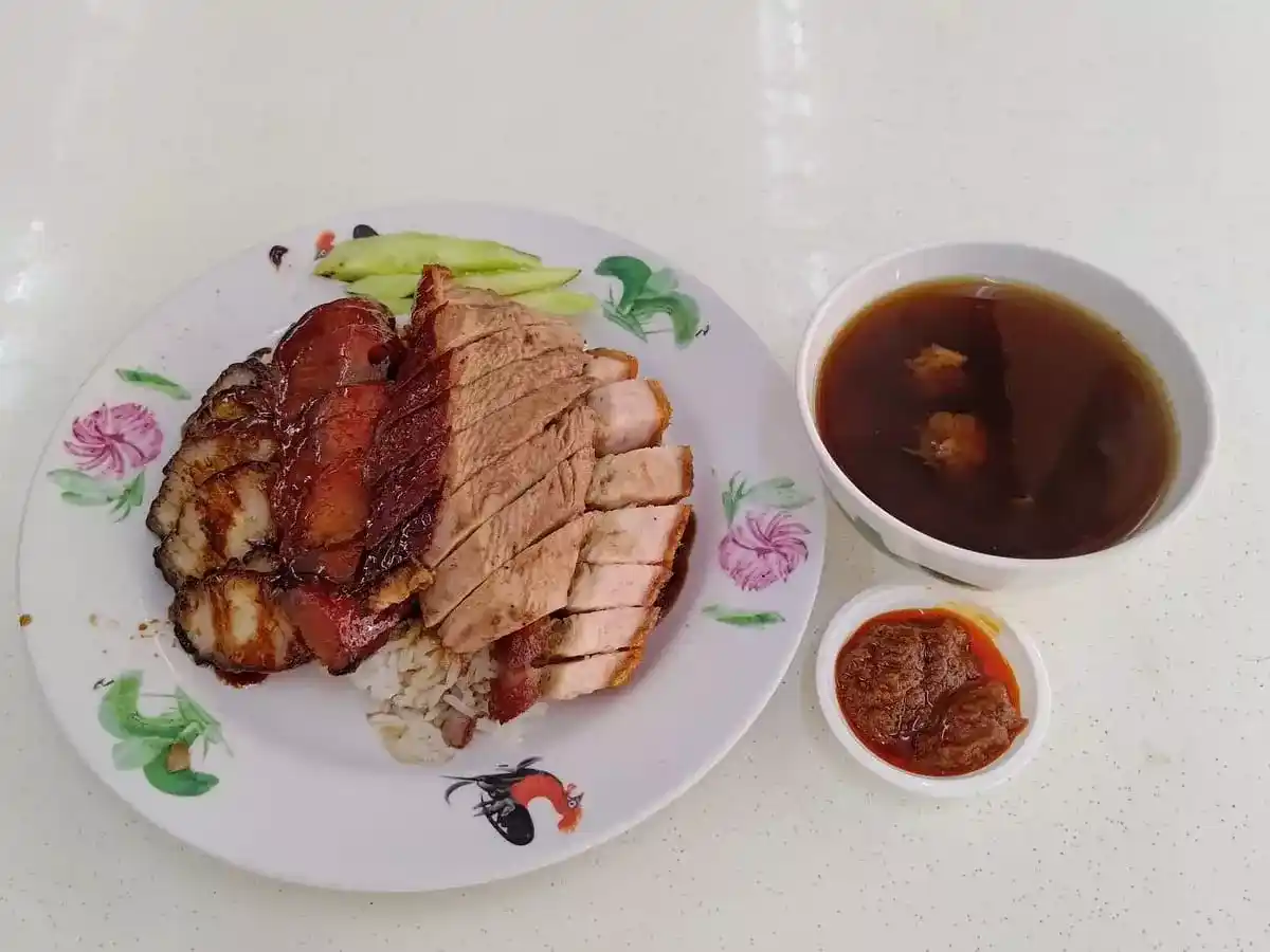 Shun Feng Roasted Delight: Char Siew, Roast Sausage, Roast Duck, Siu Yuk Rice