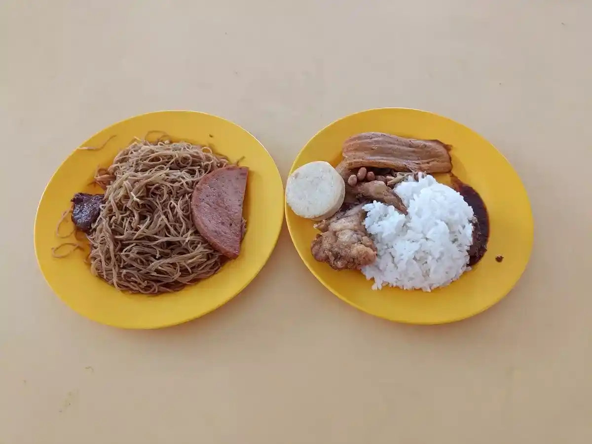 cover Quan Ji Economical Bee Hoon Nasi Lemak: Fried Mee Hoon & Nasi Lemak