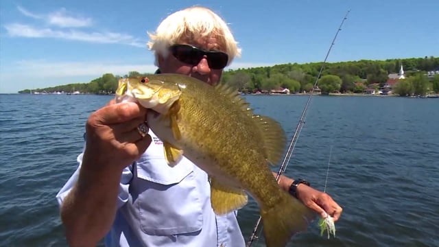Jimmy Houston Outdoors - Season 22 - Episode 1 - North and South