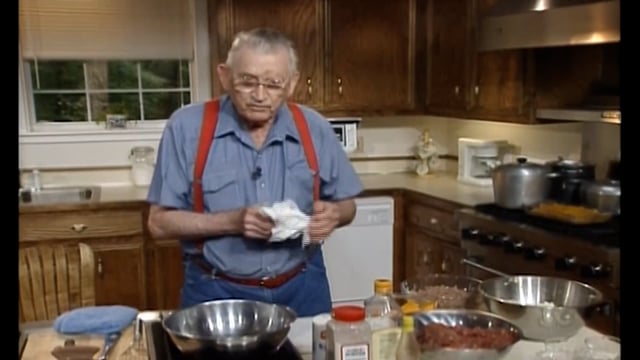 Justin Wilson's Easy Cookin' - Season 1 - Episode 14 - Lamb Potato Casserole