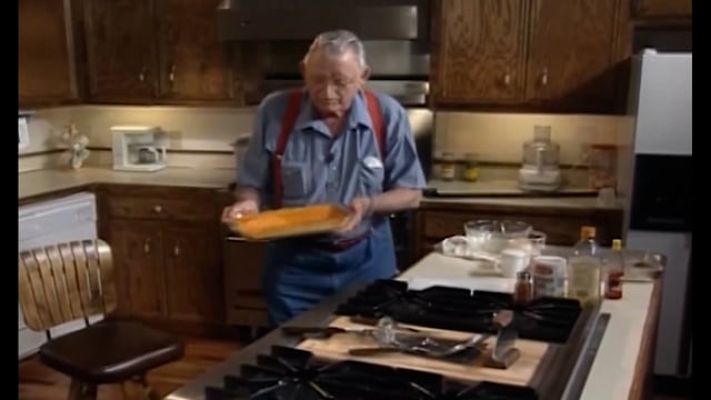 Justin Wilson's Easy Cookin' - Season 1 - Episode 11 - Baked Chicken & Garlic Mashed Potatoes