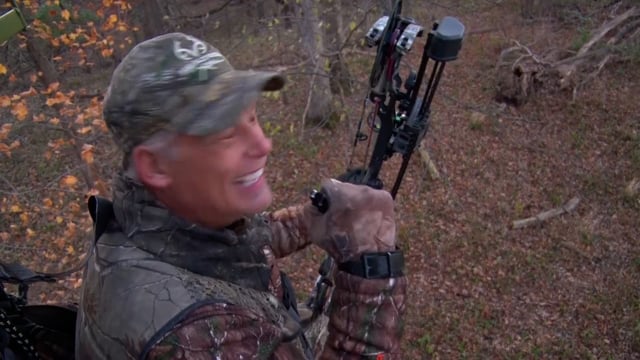 Through the Eyes of the Hunter - Episode 16 - RICK white broken rib iowa archery