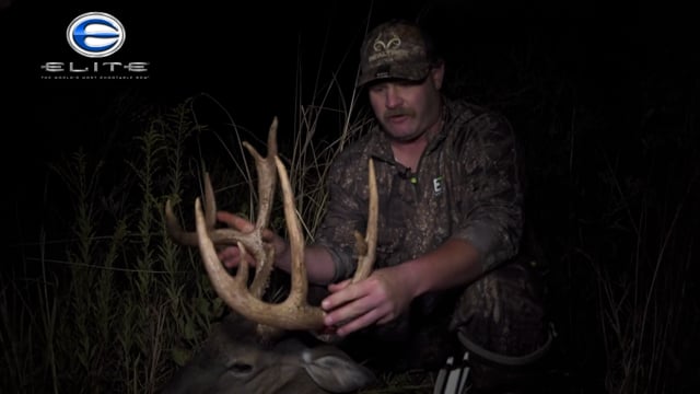 Hunt Club with Phillip Culpepper - Season 1 - Episode 12 - Pitts Monster Bucks with a Bow