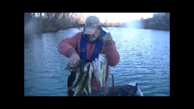 Russell Outdoors TV - Season 1 - Episode 4 - River fishing for Bass