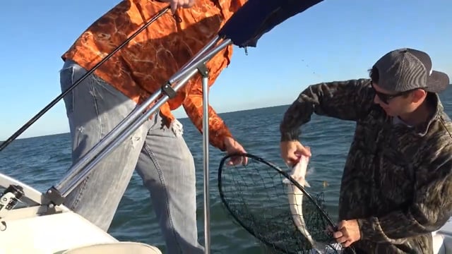 True Life Hunting Adventures - Season 2 - Episode 16 - Chasing Walleyes on Lake Erie