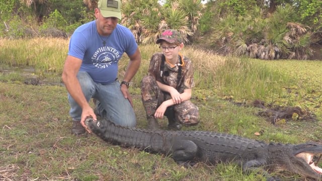 Dirt Road Outdoors TV - Lainy's first time out!!