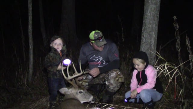 Vital Shot Productions - Trevor's Buck & Ryan's Doe in Michigan
