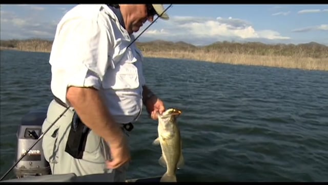 Jimmy Houston Outdoors - Fishing with Otto Hoernik