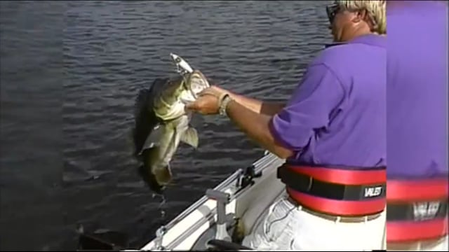 Jimmy Houston Outdoors - Fishing with Joe Hall