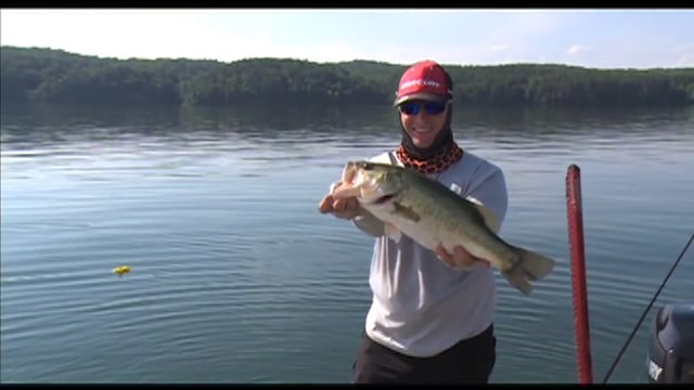 Jimmy Houston Outdoors - Fishing with Scott Canterbury