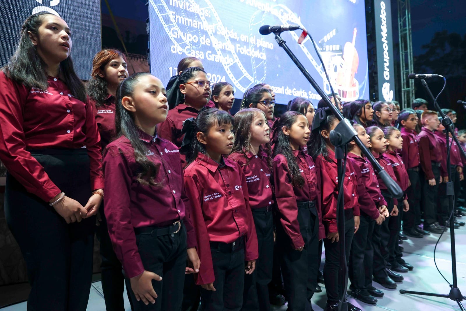 Orquesta y Coro Juvenil de Grupo México en Nacozari celebró su Quinto Aniversario con "un concierto de película"