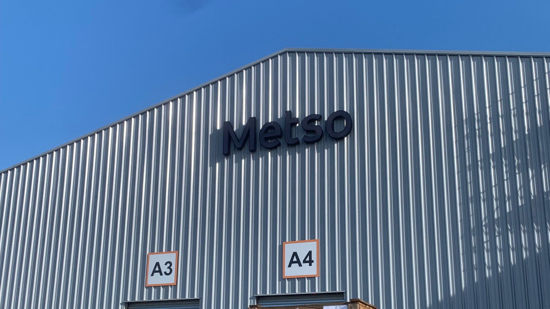 Metso aumenta sus capacidades logísticas y de distribución en Chile pone en operación nuevo centro de distribución.