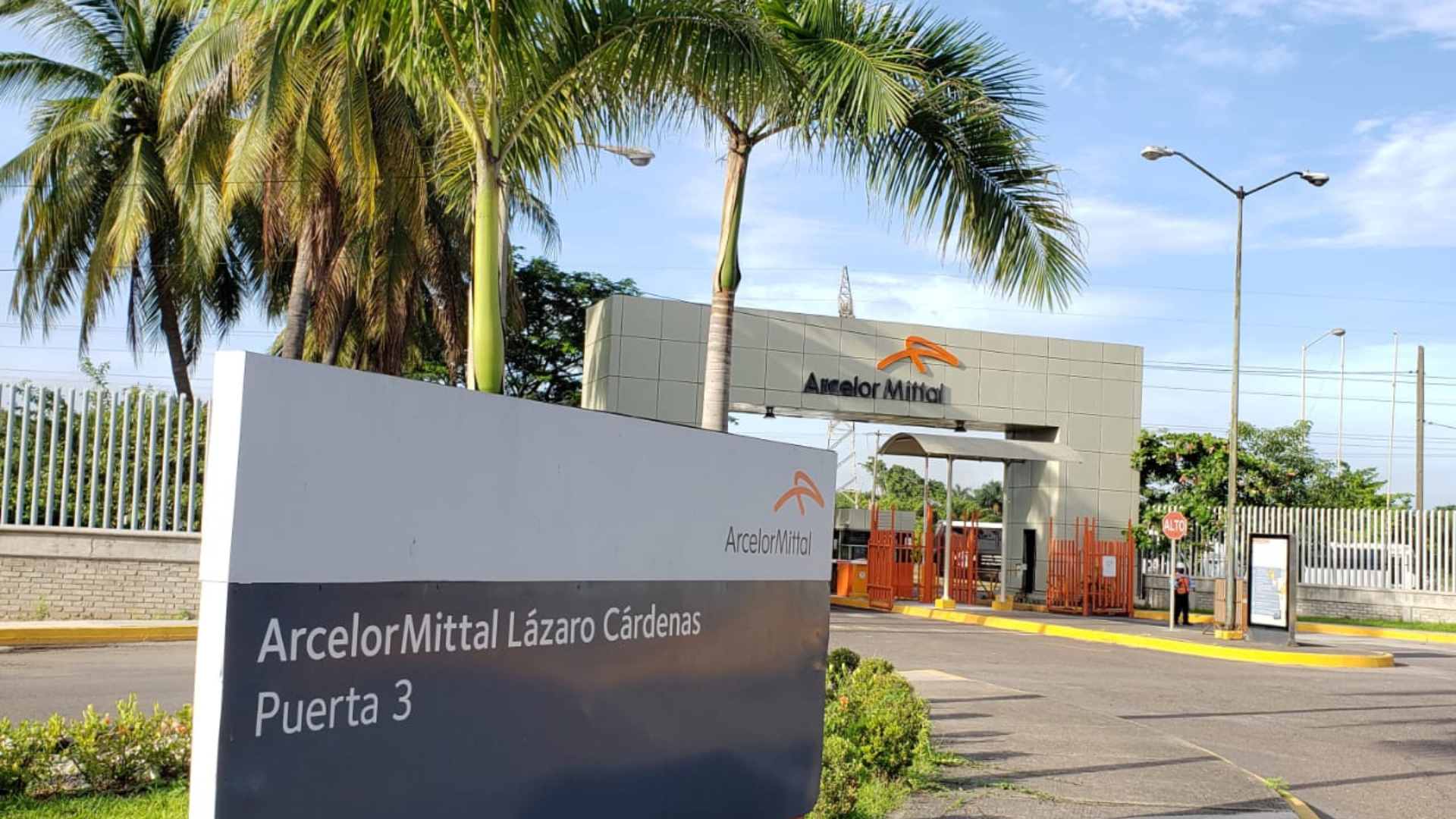 Termina bloqueo ilegal en ArcelorMittal México