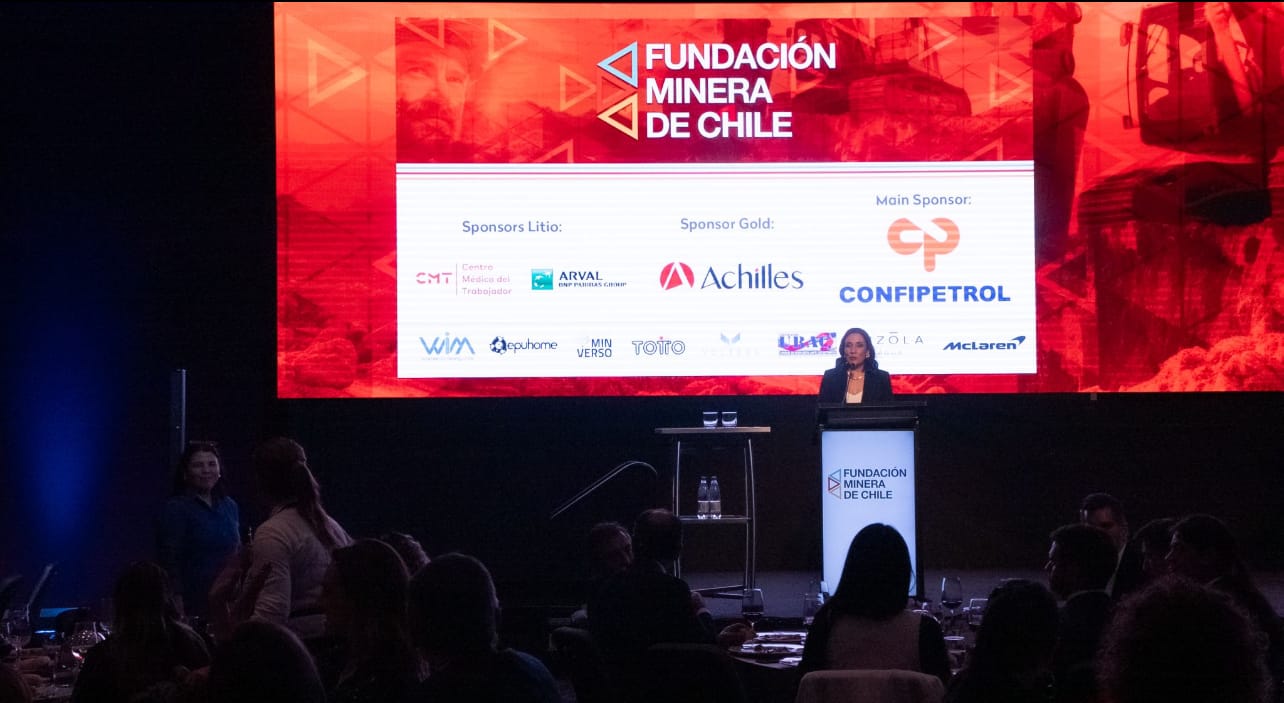 Fundación Minera de Chile 2024 Dinner Highlights the Relevance of Mining in Electromobility