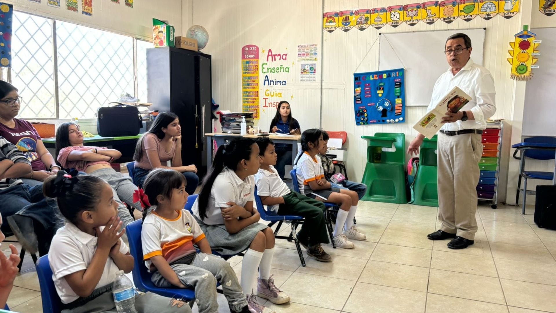 Fresnillo plc Fomenta la Lectura con el Programa Picando Letras