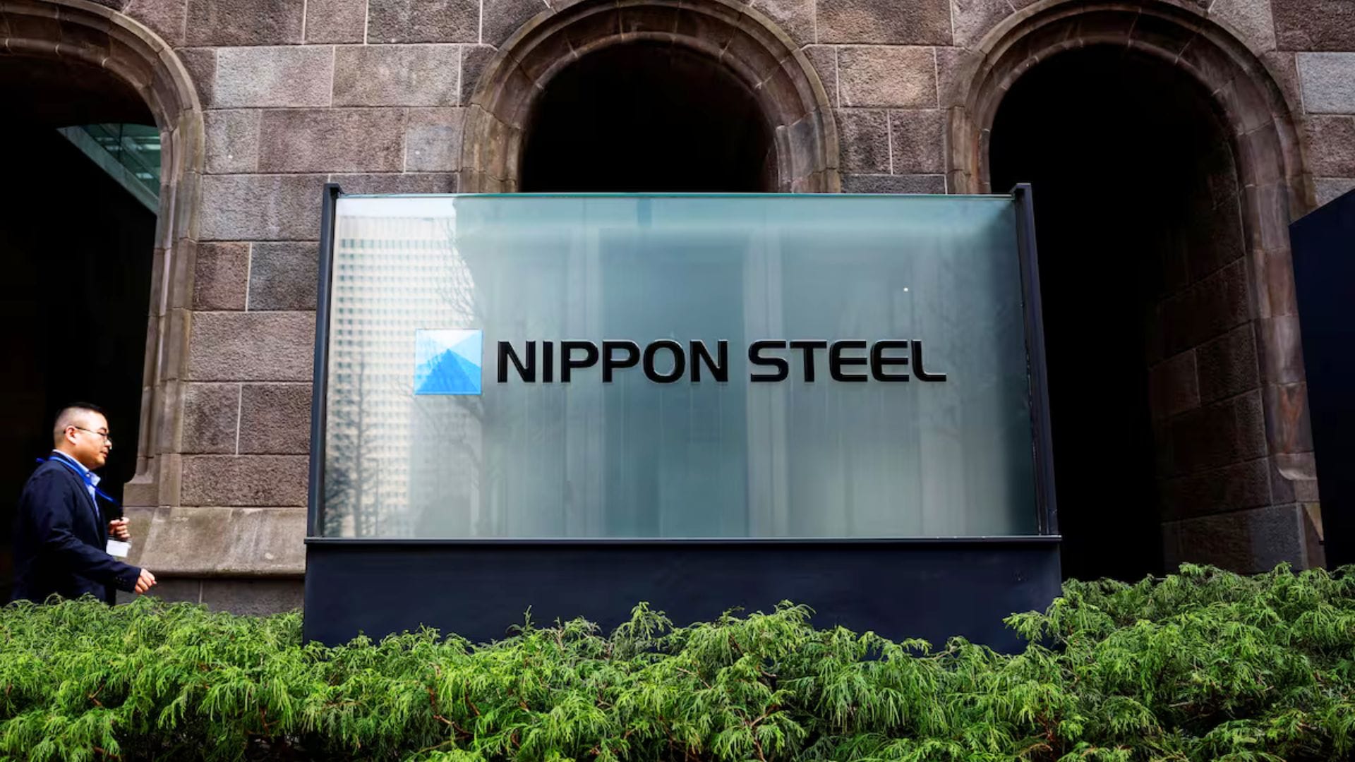 US Steel y el sindicato United Steelworkers acuerdan la venta a Nippon Steel tras arbitraje