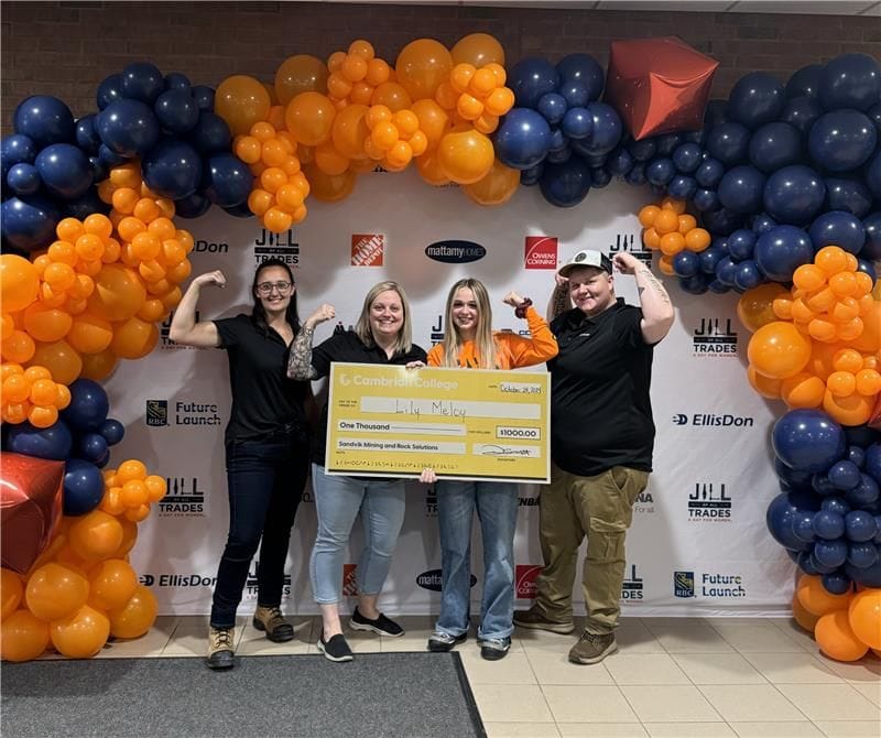 Sandvik impulsa la participación femenina en los oficios calificados durante el evento "Jill of All Trades" en Cambrian College