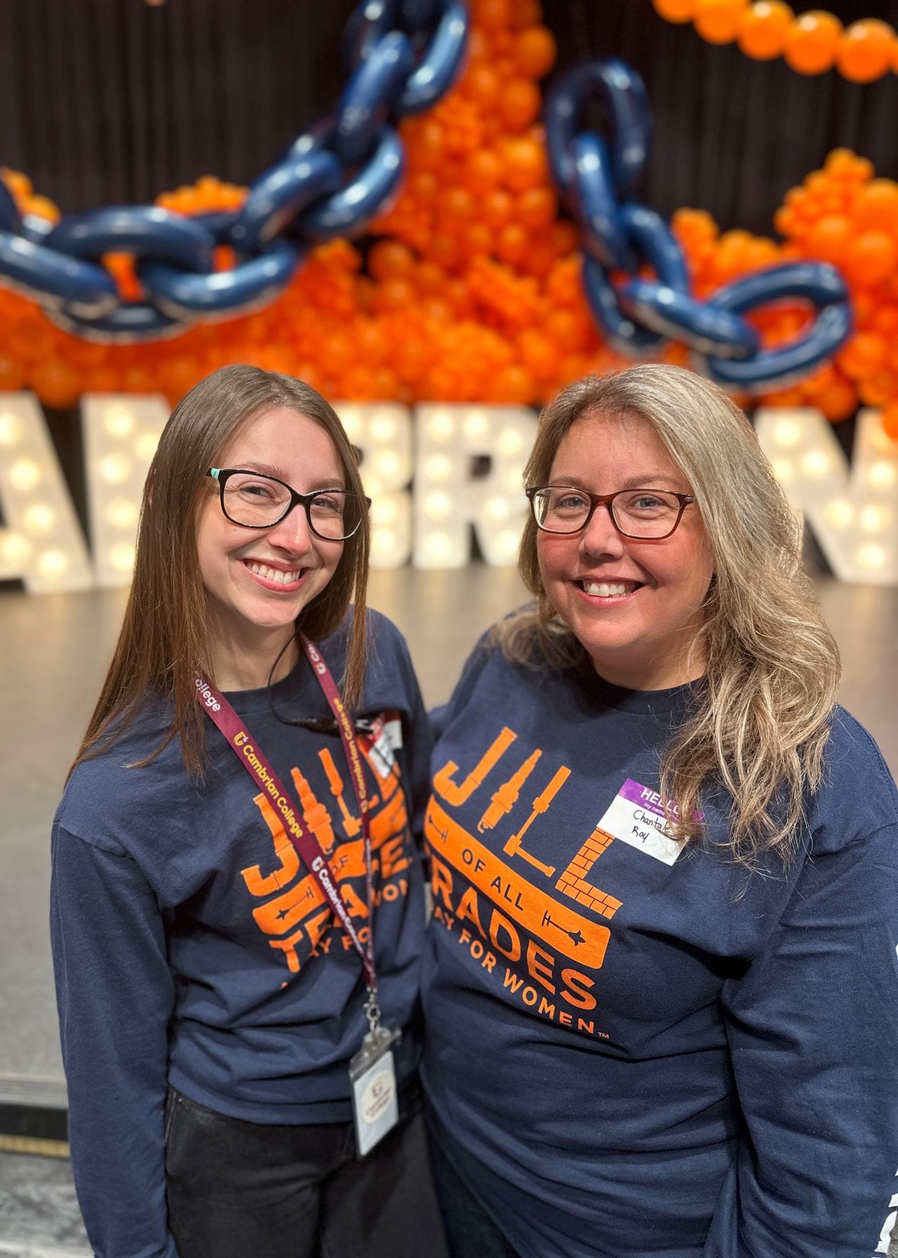 Sandvik impulsa la participación femenina en los oficios calificados durante el evento "Jill of All Trades" en Cambrian College