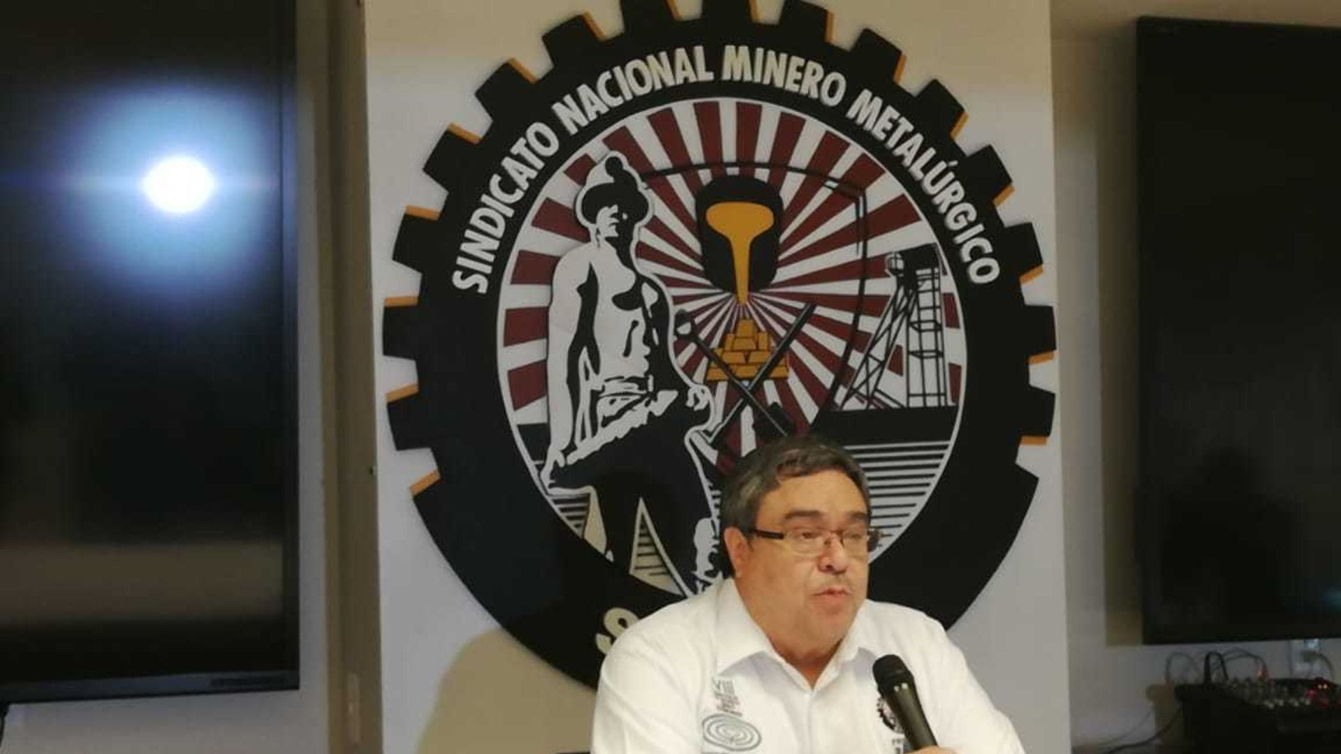 Sindicato alerta sobre posible crisis en Minera Fresnillo por baja en la producción de plata