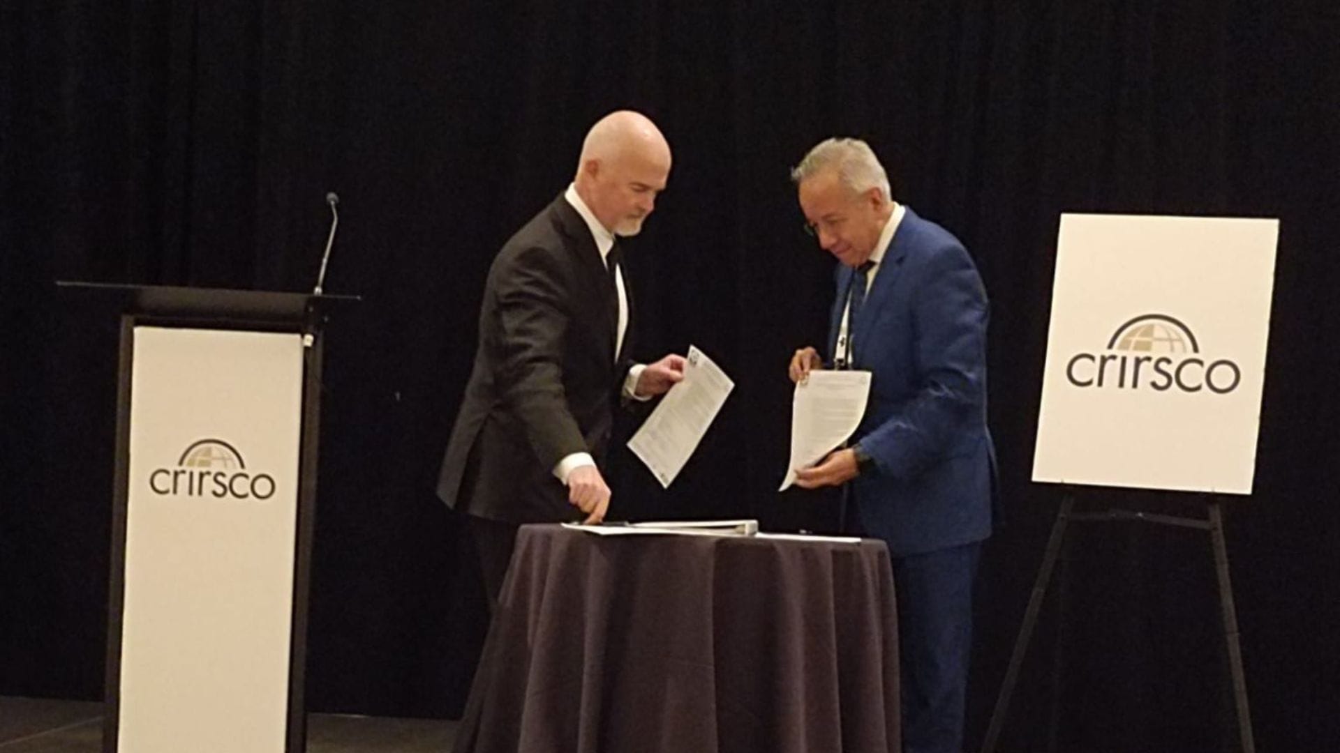Firma de Memorando entre CIMMGM y CRIRSCO para Certificación de "Qualified Persons" en México