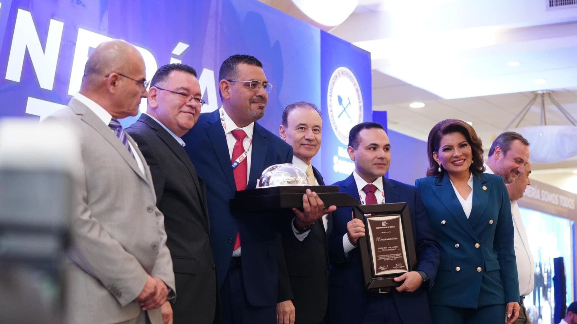 Torex Gold y Minera Media Luna reciben el Premio Casco de Plata por su excelencia en seguridad minera