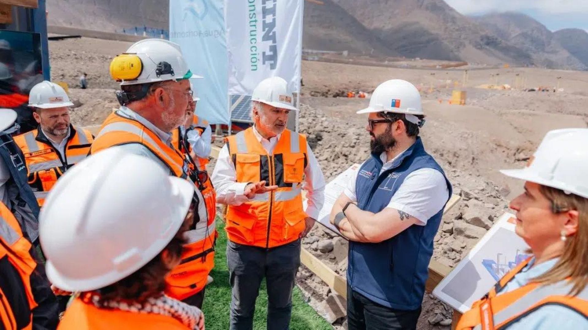 Presidente Gabriel Boric en la Planta desalinizadora de Codelco en Caleta Viuda