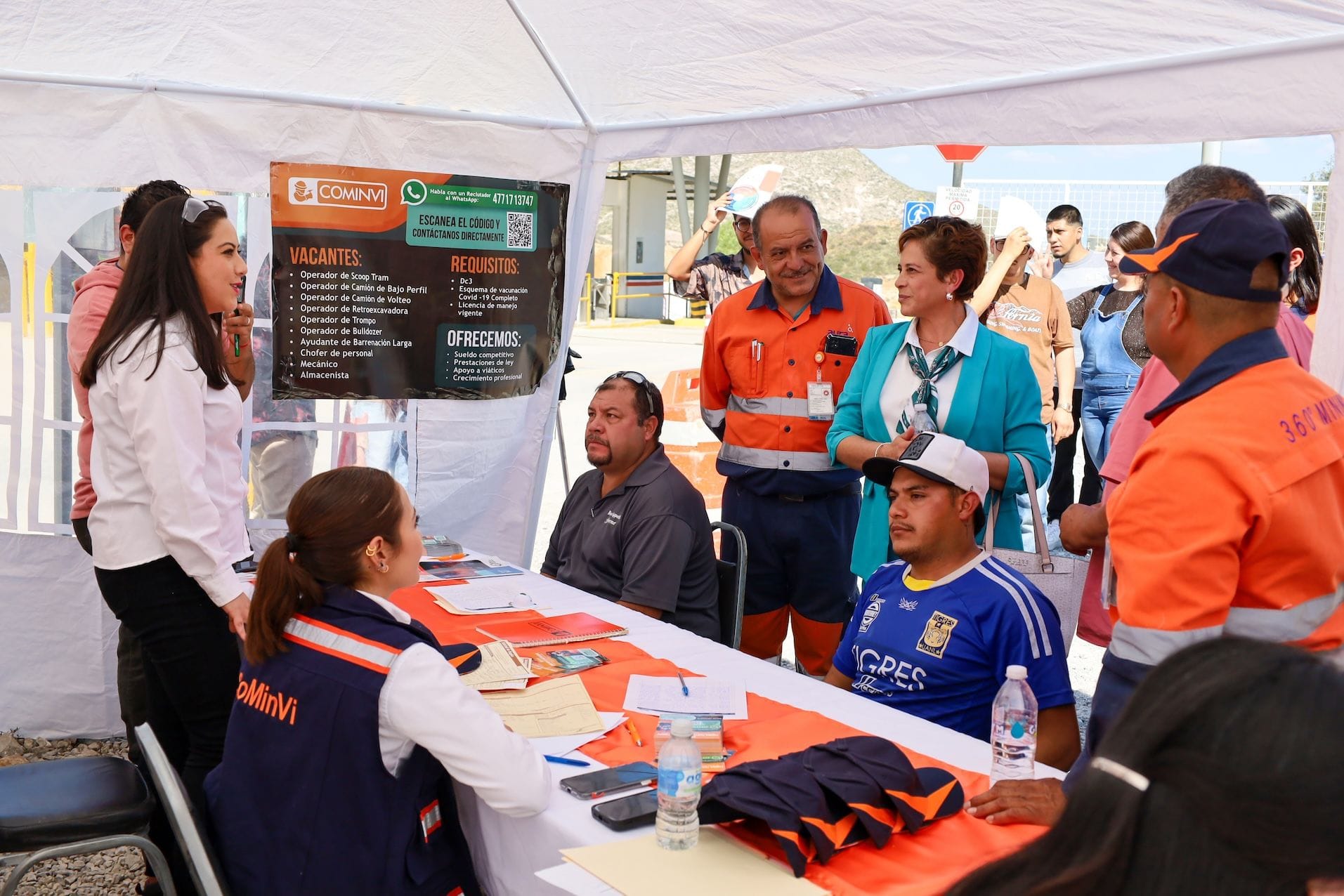 CoMinVi Reafirma su compromiso con el talento en la feria de reclutamiento