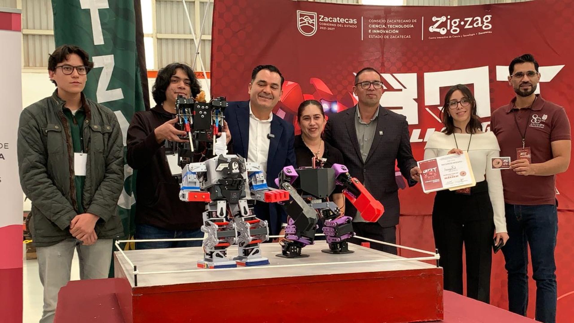 Alumnos del Cecyt 18 del IPN Zacatecas destacan en el Torneo de Robótica Bot Challenge 2024