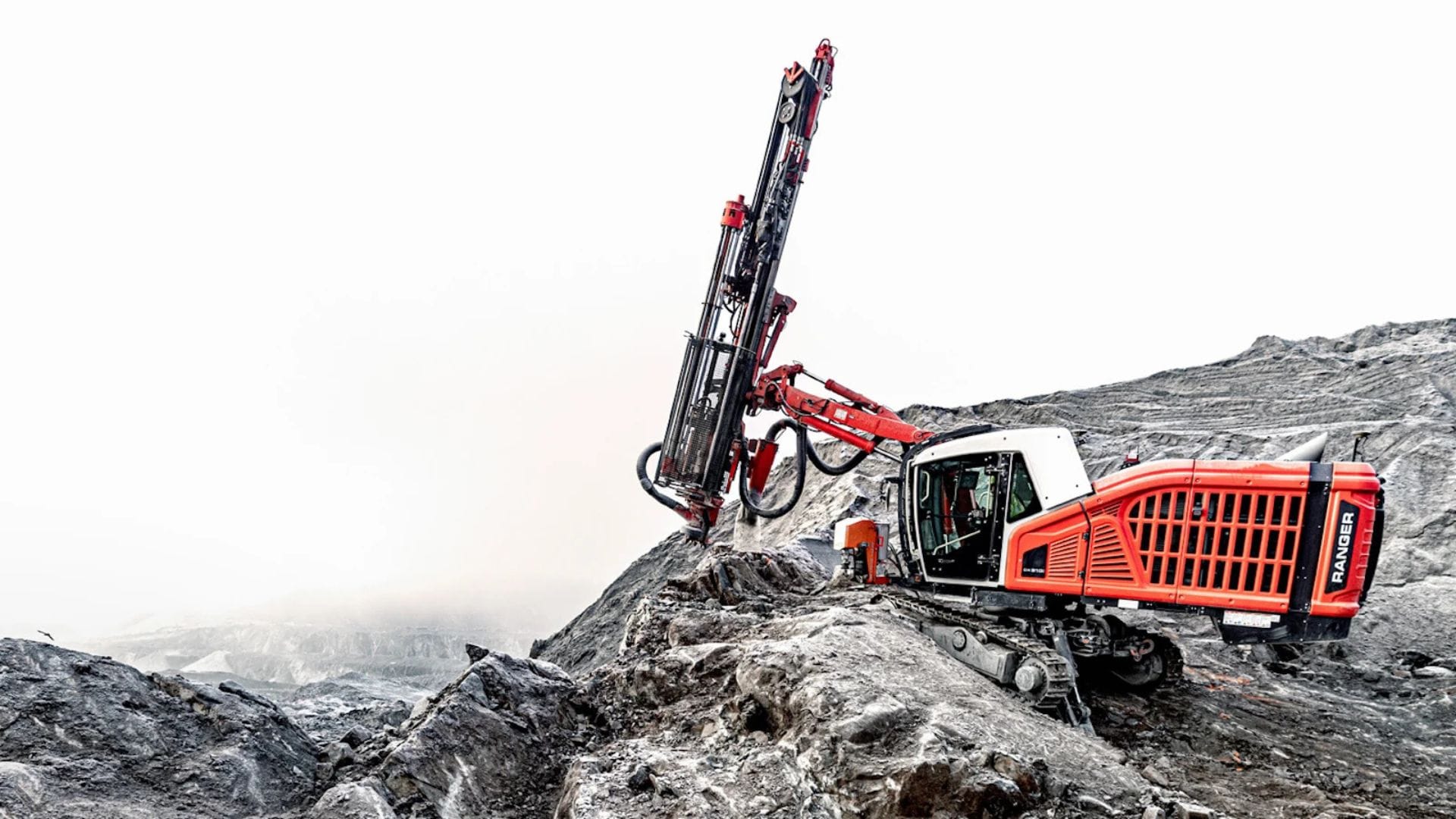 Sandvik presenta la serie Ranger™ DXi, el futuro de la perforación con martillo en cabeza