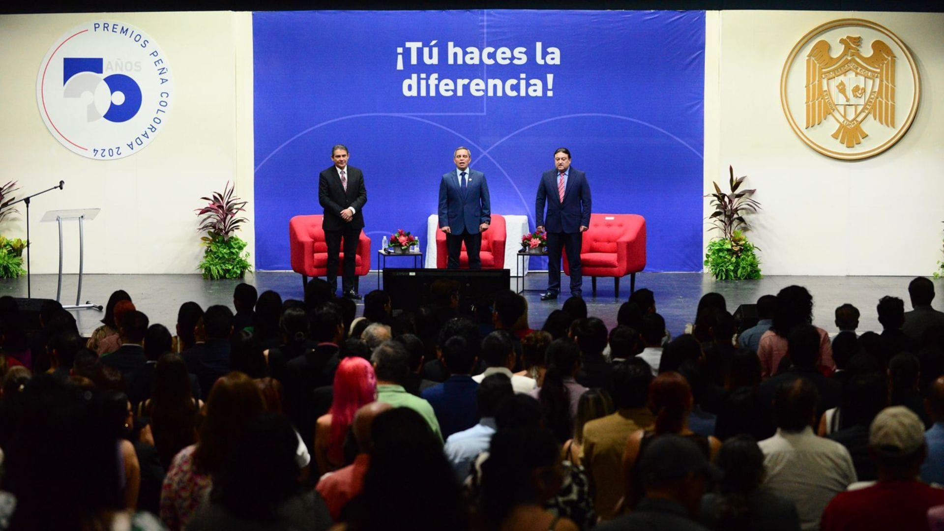 Peña Colorada celebra 50 años entregando los Premios Peña Colorada 2024 y rinde homenaje a la excelencia académica