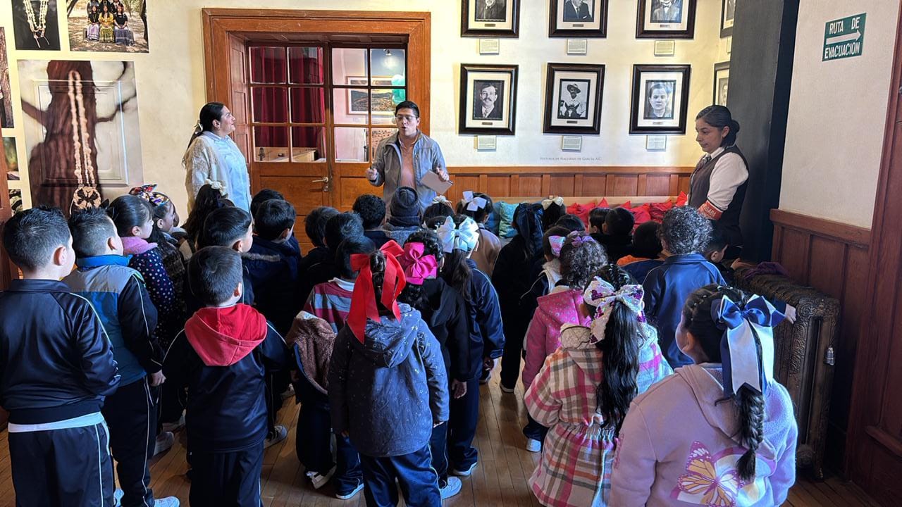 Alumnos del jardín de niños La Caridad III visitan el Centro de Desarrollo Comunitario de Grupo México en Nacozari