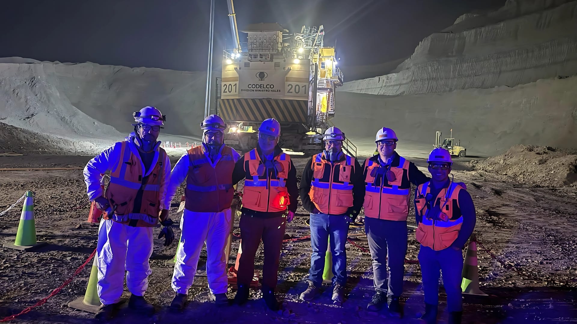 Codelco destaca compromiso y excelencia operativa durante jornada nocturna en División Ministro Hales