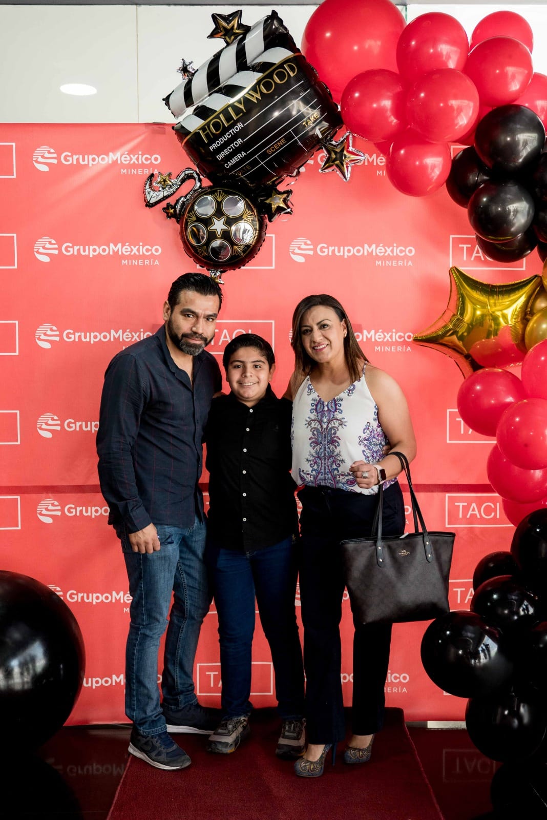 Presentan cortometraje “Conexión Interrumpida”, una producción del taller ambulante de cine infantil de Grupo México
