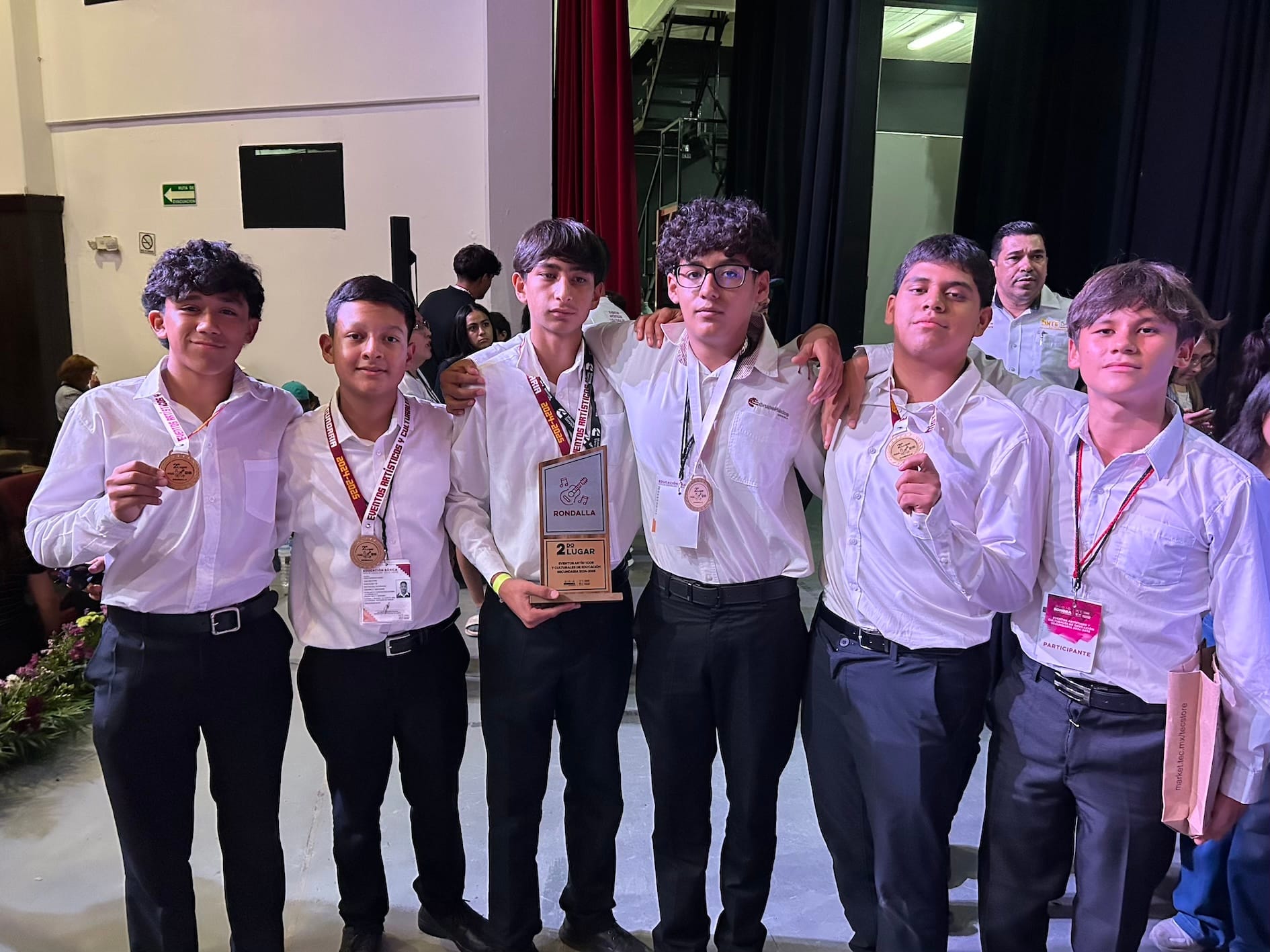 Orquesta de Grupo México celebra quinto aniversario con concierto de cumbia sinfónica