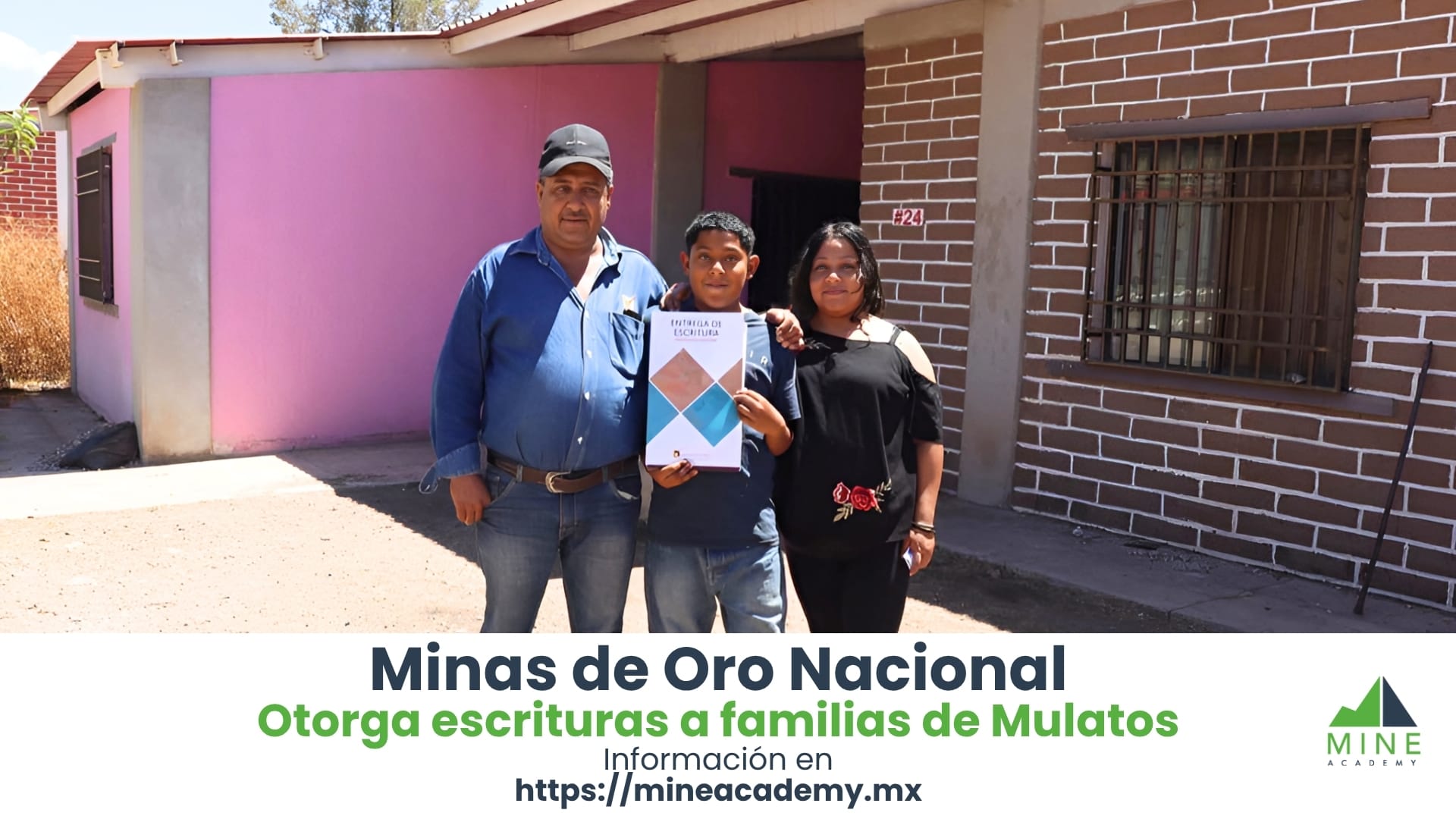 Minas de Oro Nacional otorga escrituras a familias reubicadas de Mulatos a Matarachi
