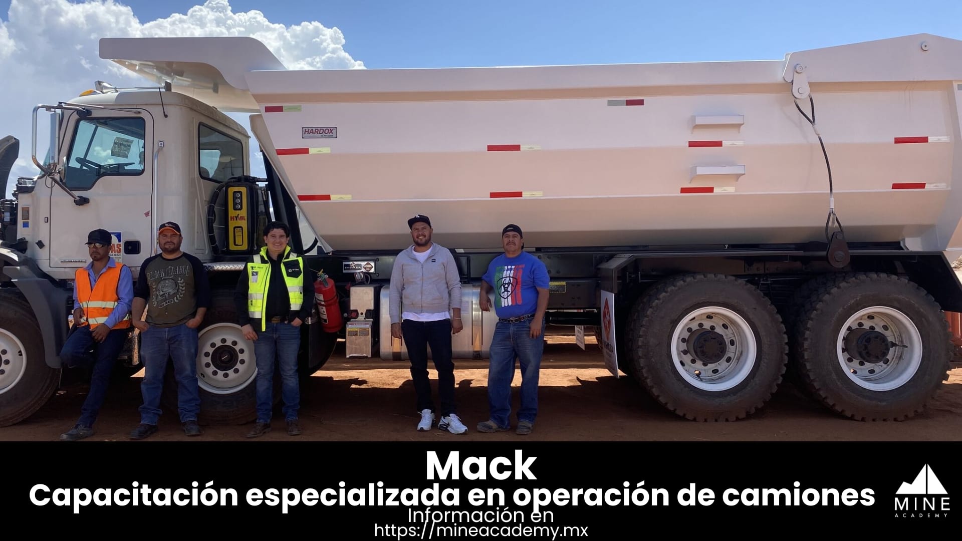 Capacitación especializada en operación de camiones Mack fortalece competencias