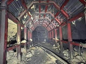 A long shot of a tunnel

AI-generated content may be incorrect.
