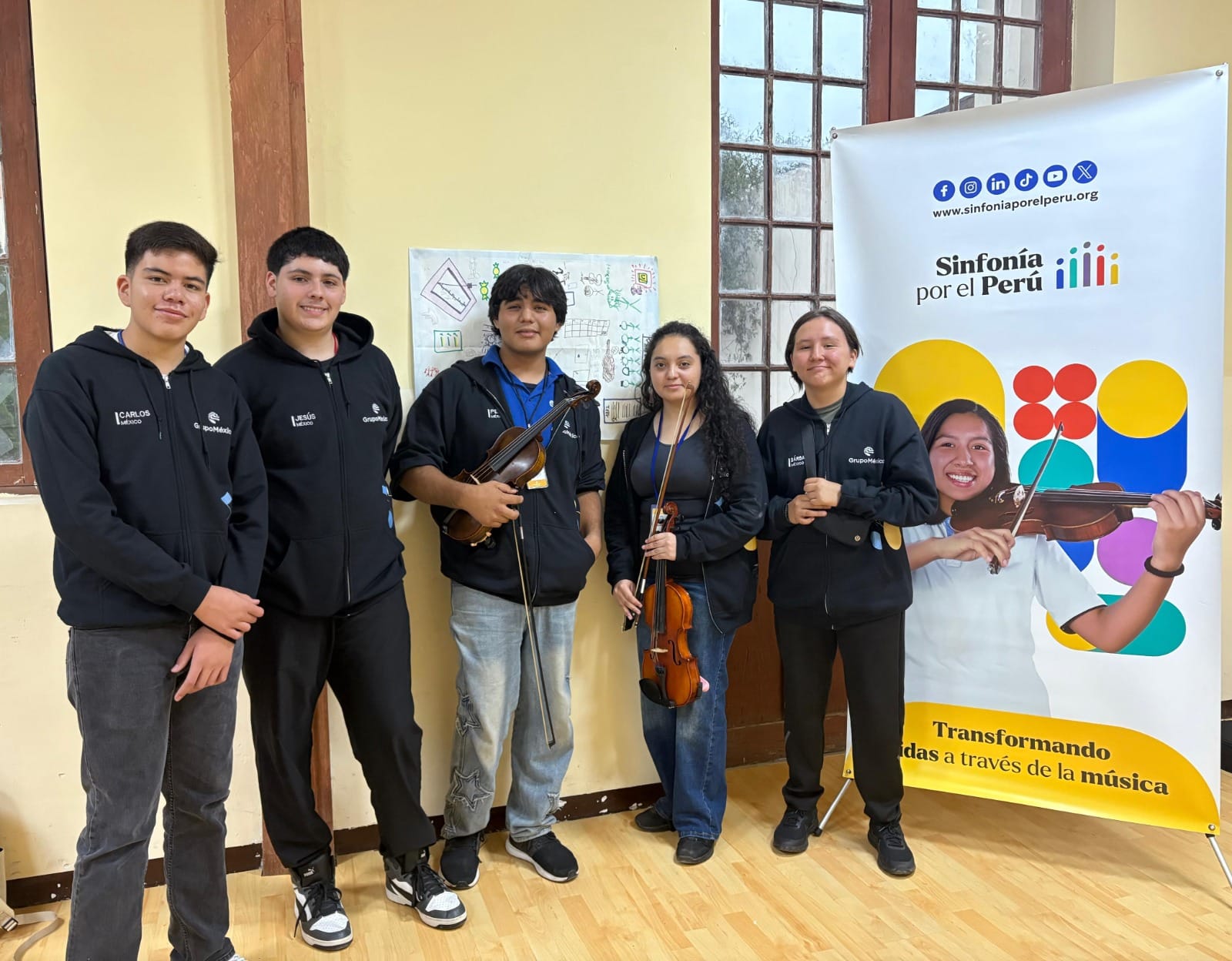 Alumnos de las orquestas juveniles de Grupo México participan en pasantía internacional en Lima, Perú