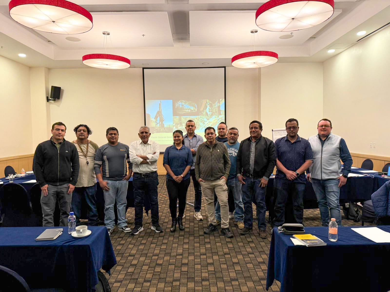 Recibe Epiroc México entrenamiento del reconocido ingeniero Jesús Retuerto