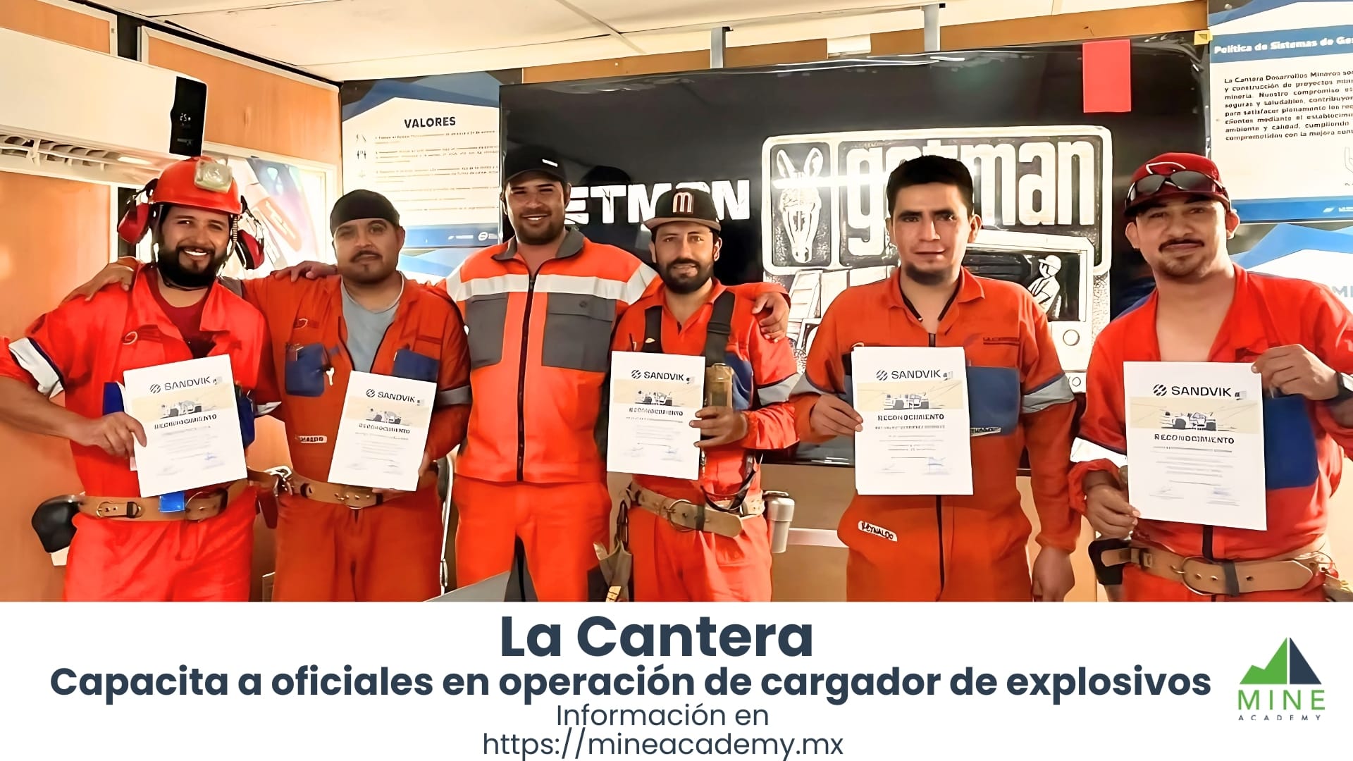 La Cantera capacita a oficiales en operación de cargador de explosivos